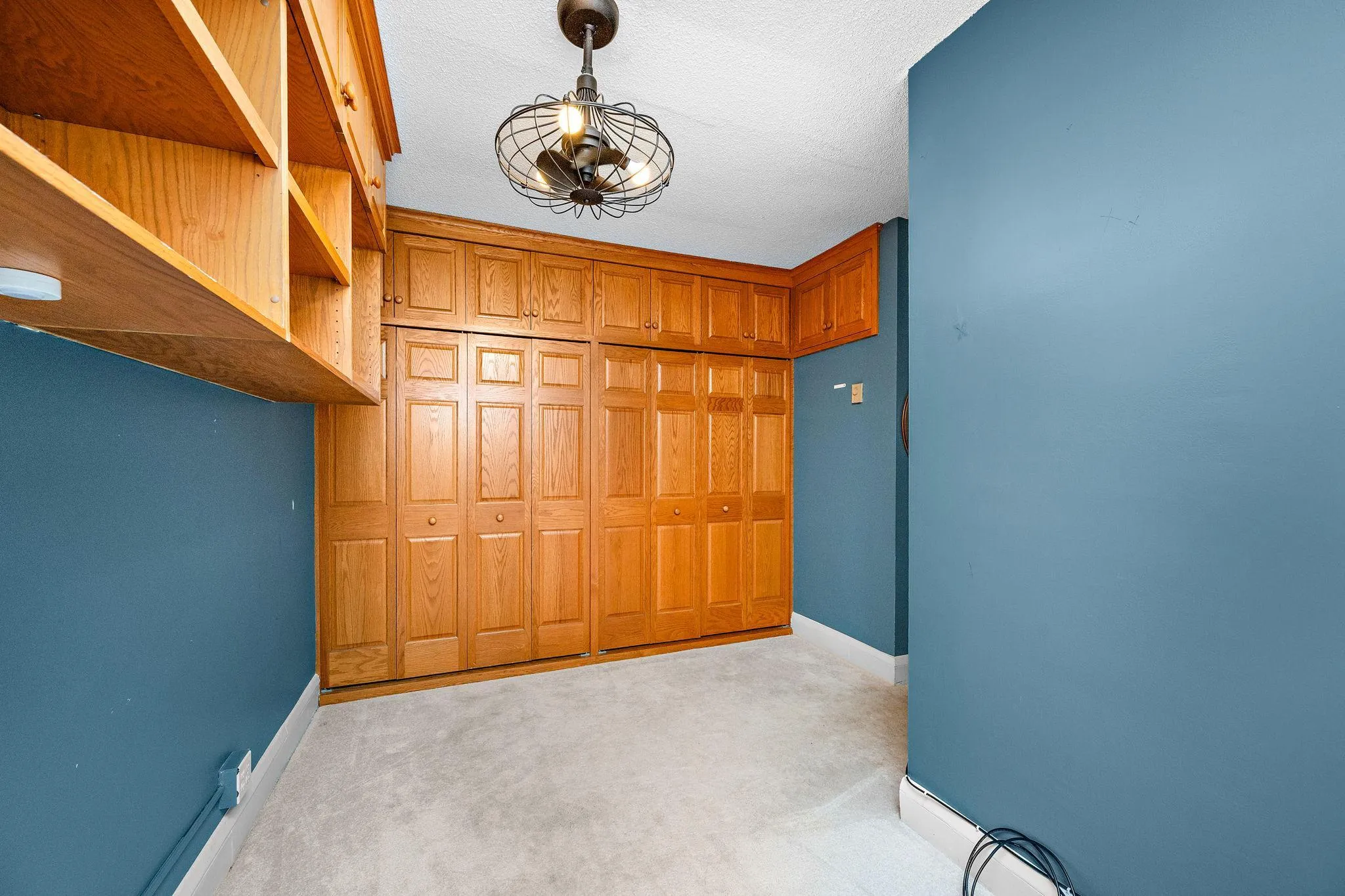 Photo 20 of 79 Western N Avenue Unit 605