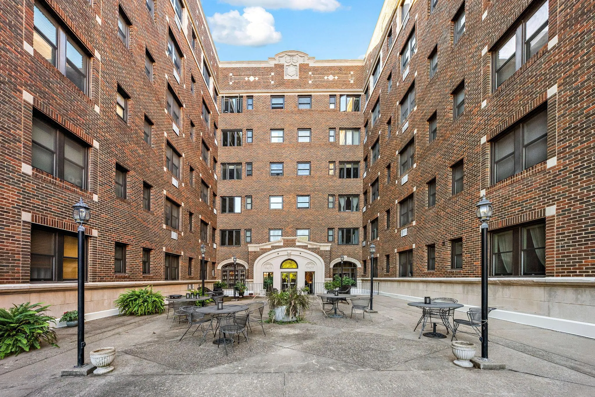 Photo 3 of 79 Western N Avenue Unit 605