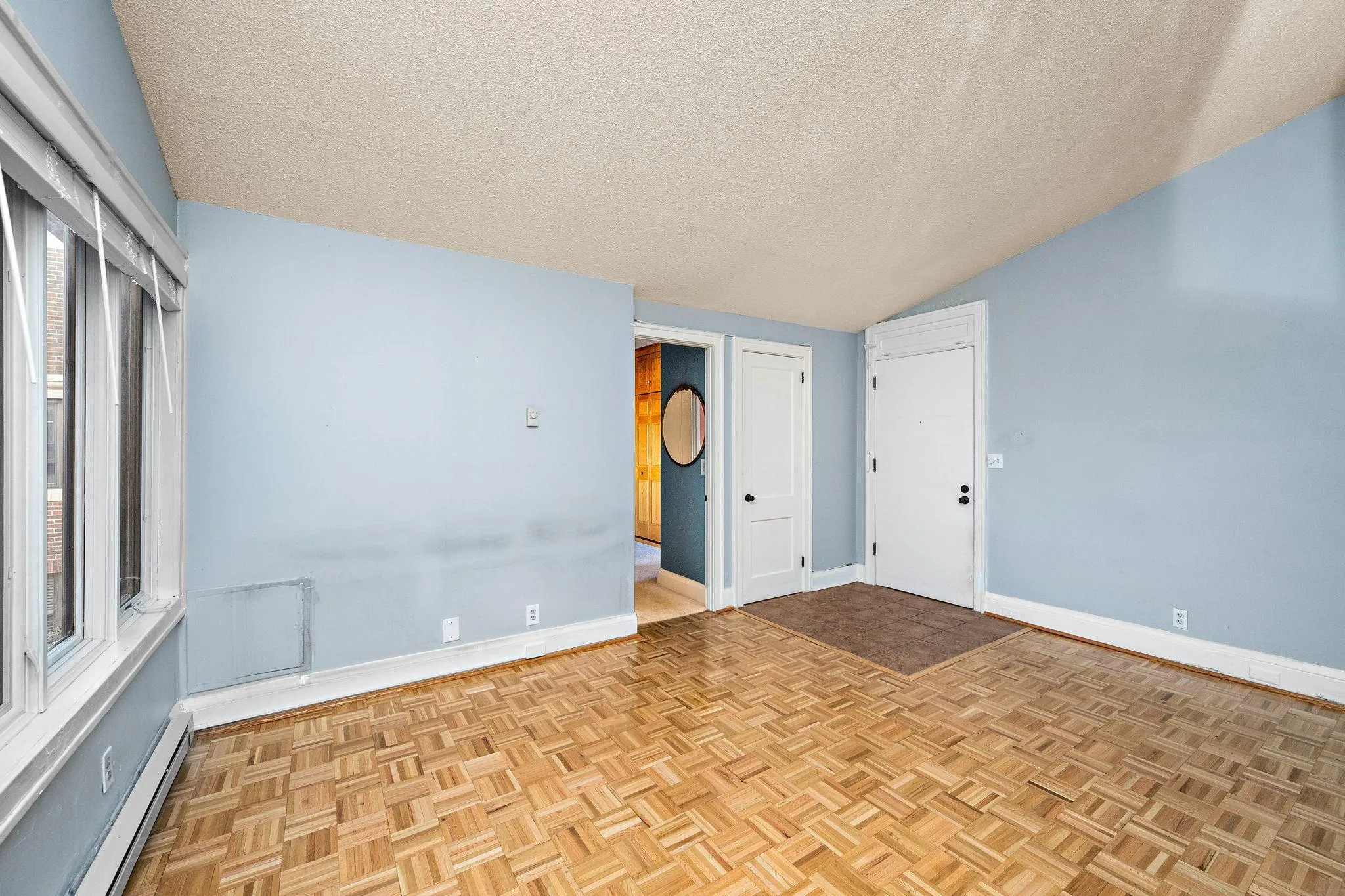Photo 7 of 79 Western N Avenue Unit 605