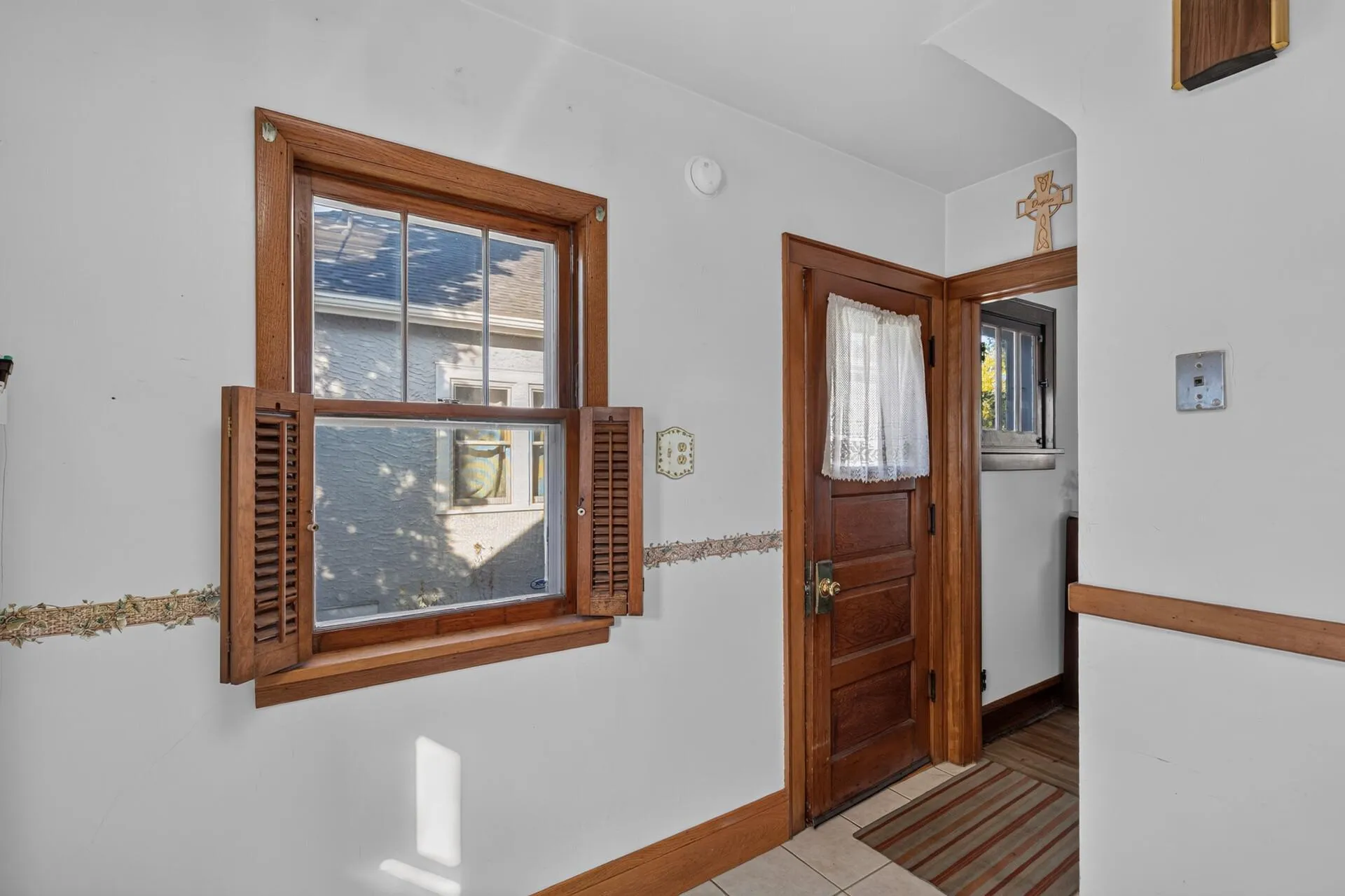 Photo 6 of 5324 37th S Avenue