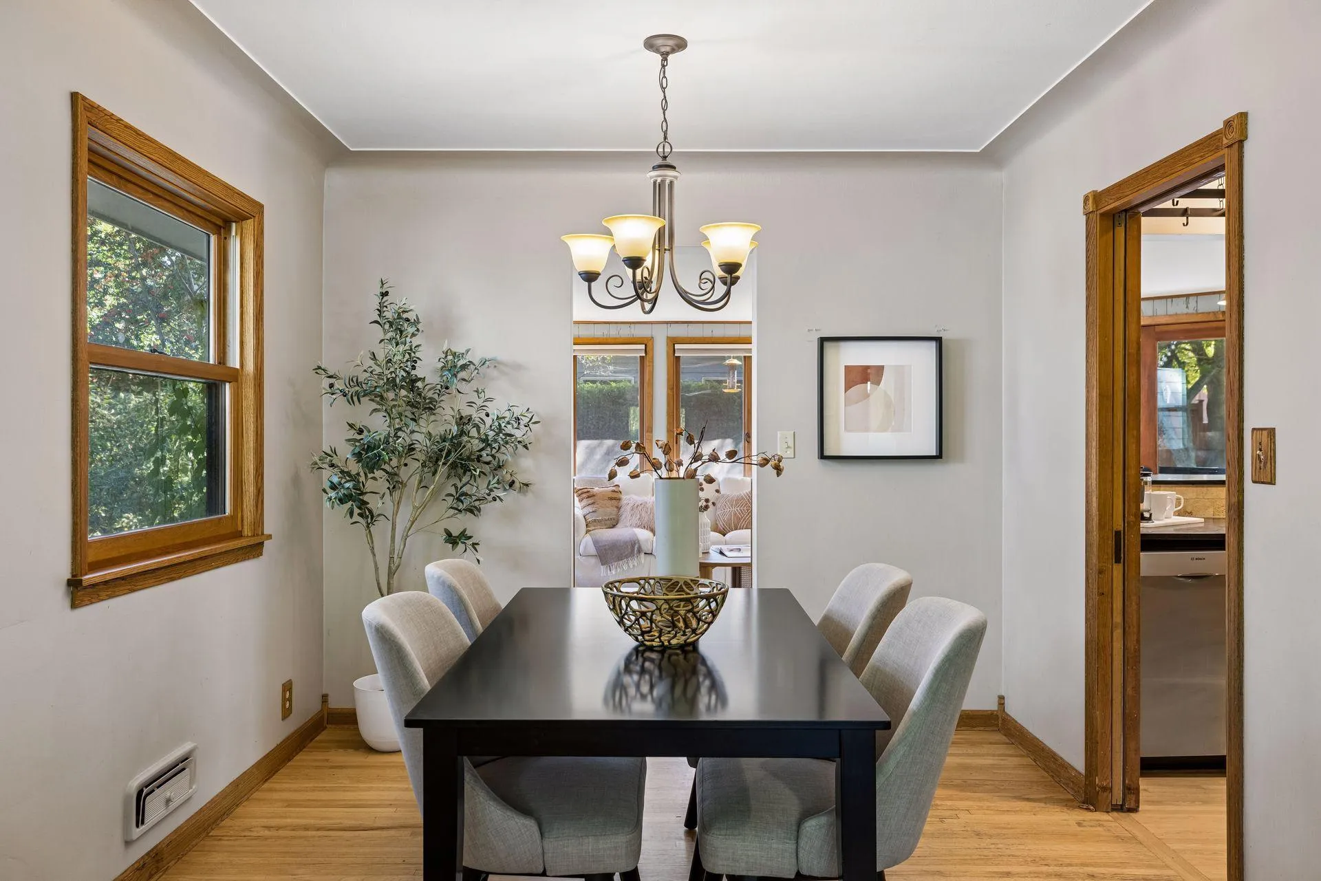 Photo 5 of 2911 W 54th Street