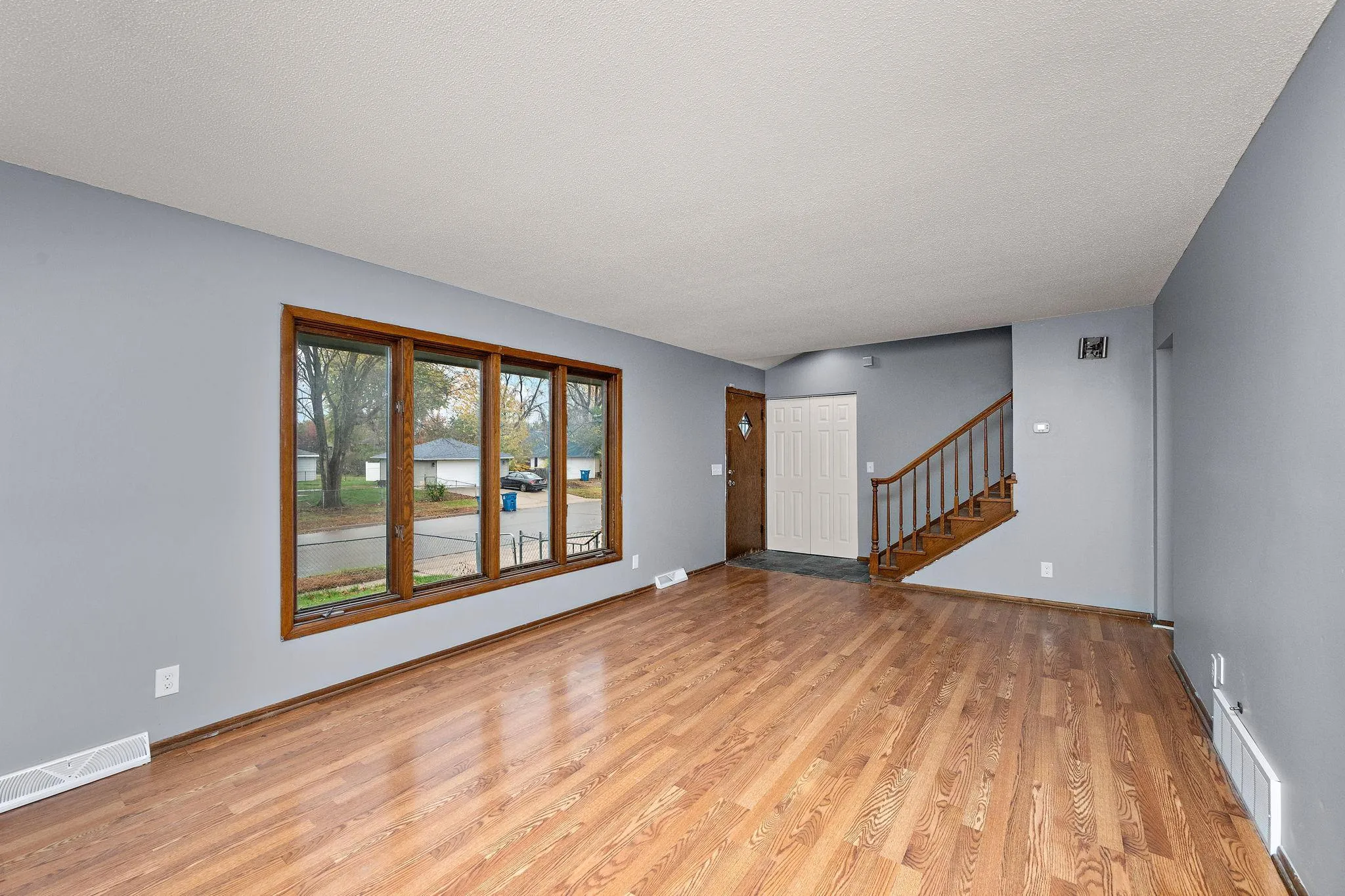 Photo 3 of 801 E 71st Street