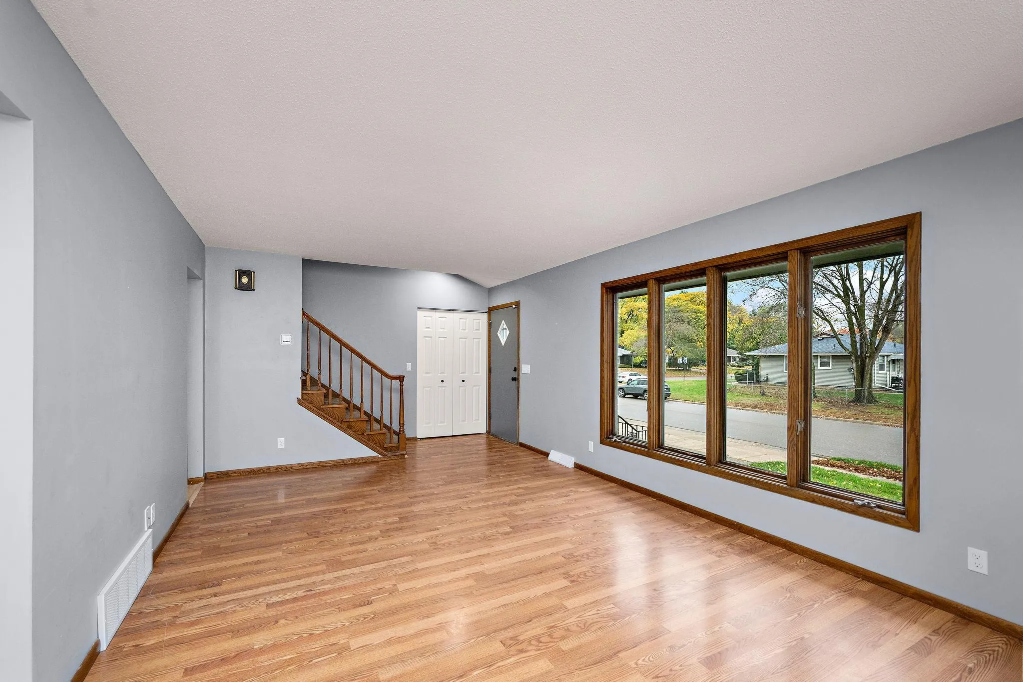 Photo 16 of 801 E 71st Street