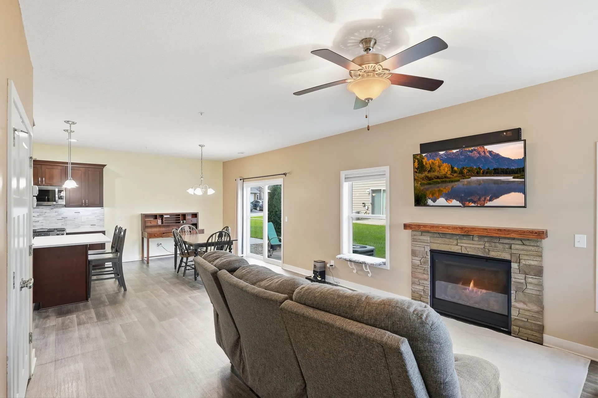 Photo 9 of 20602 Keystone Avenue