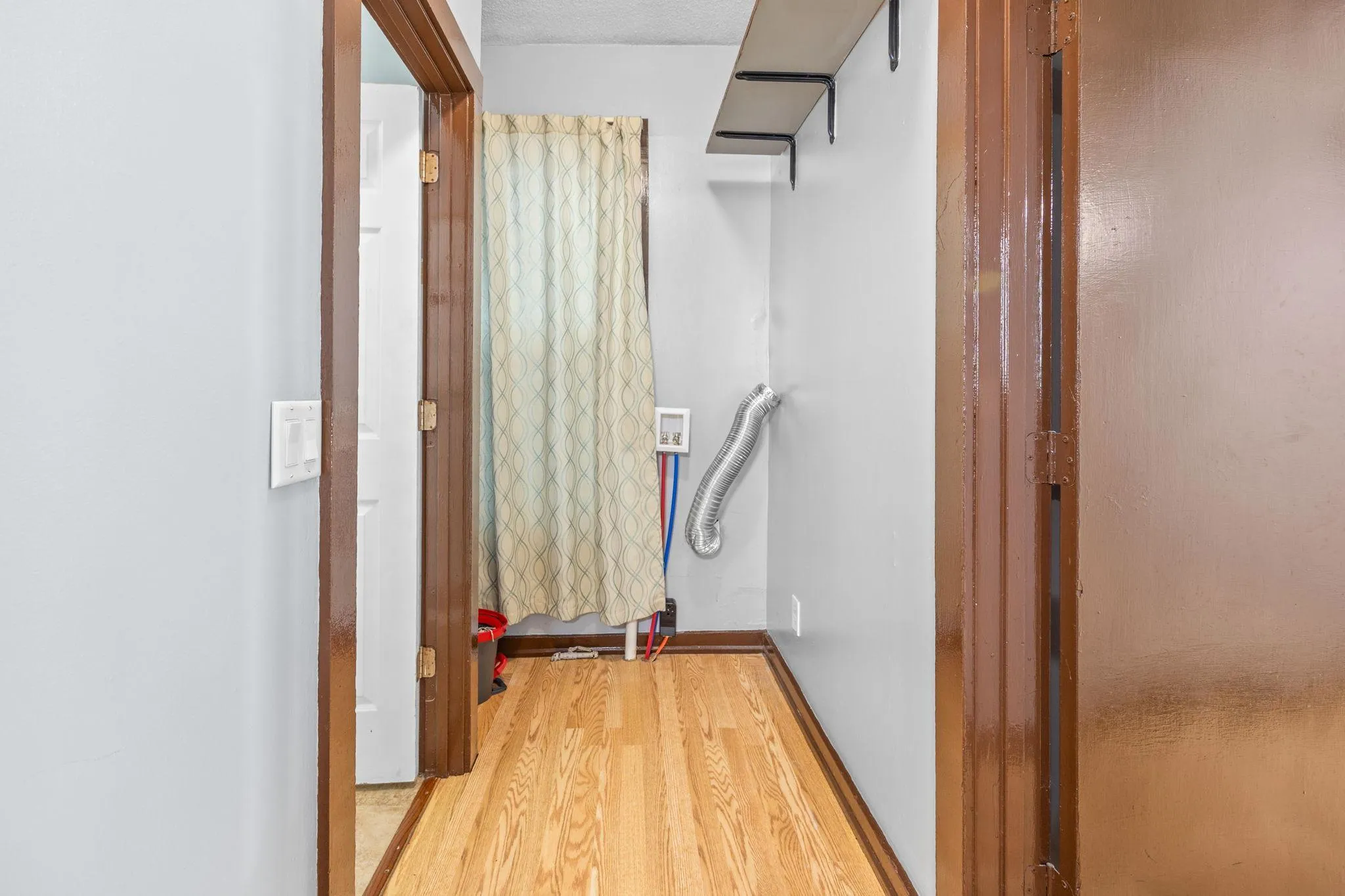 Photo 11 of 307 Charles Avenue