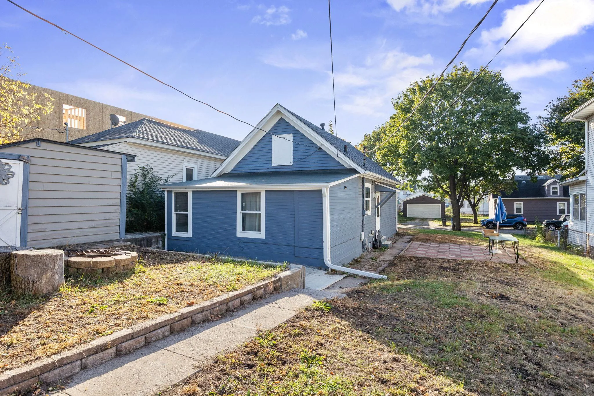 Photo 17 of 307 Charles Avenue