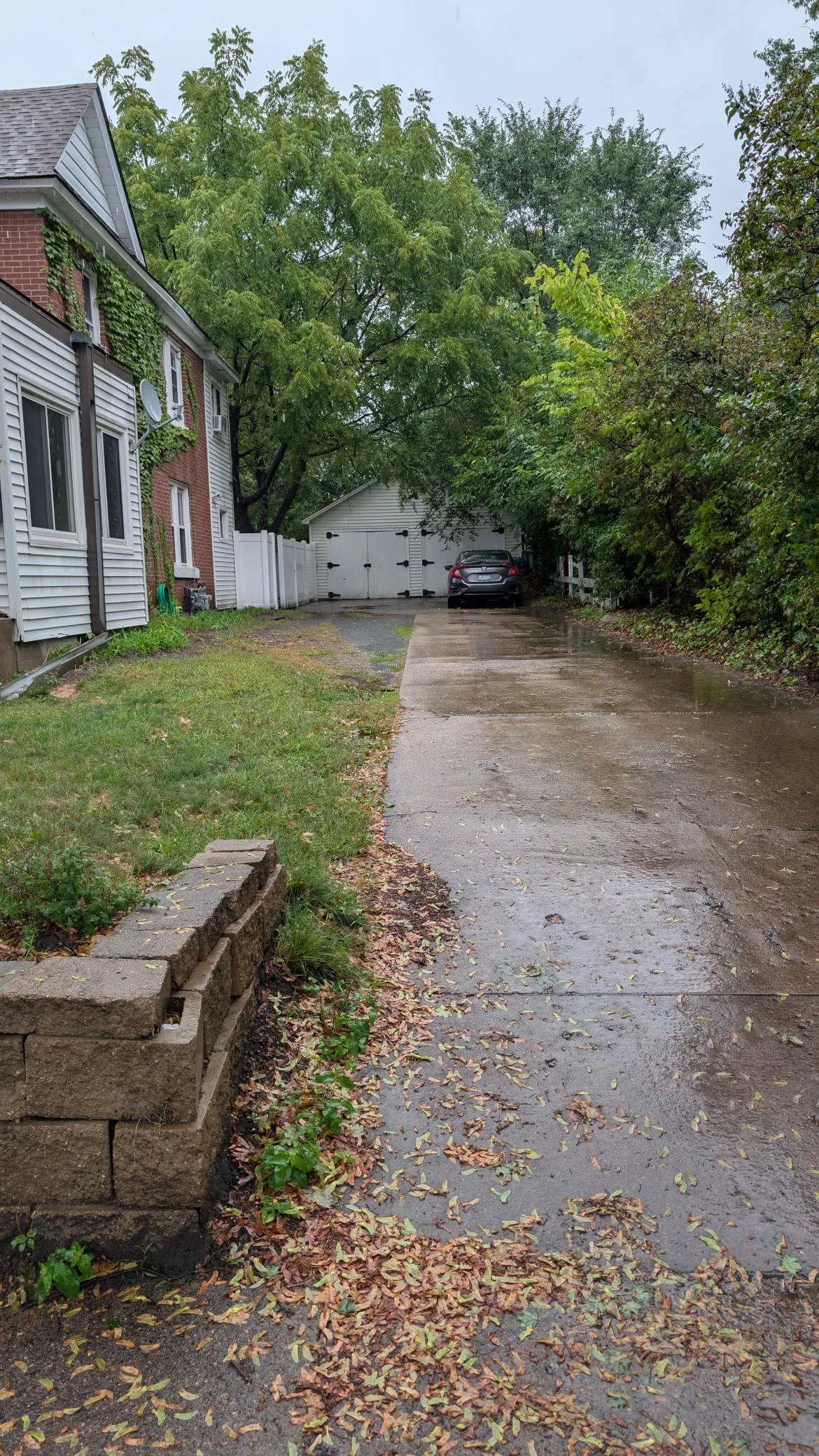 Photo 2 of 2319 4th Ne Street