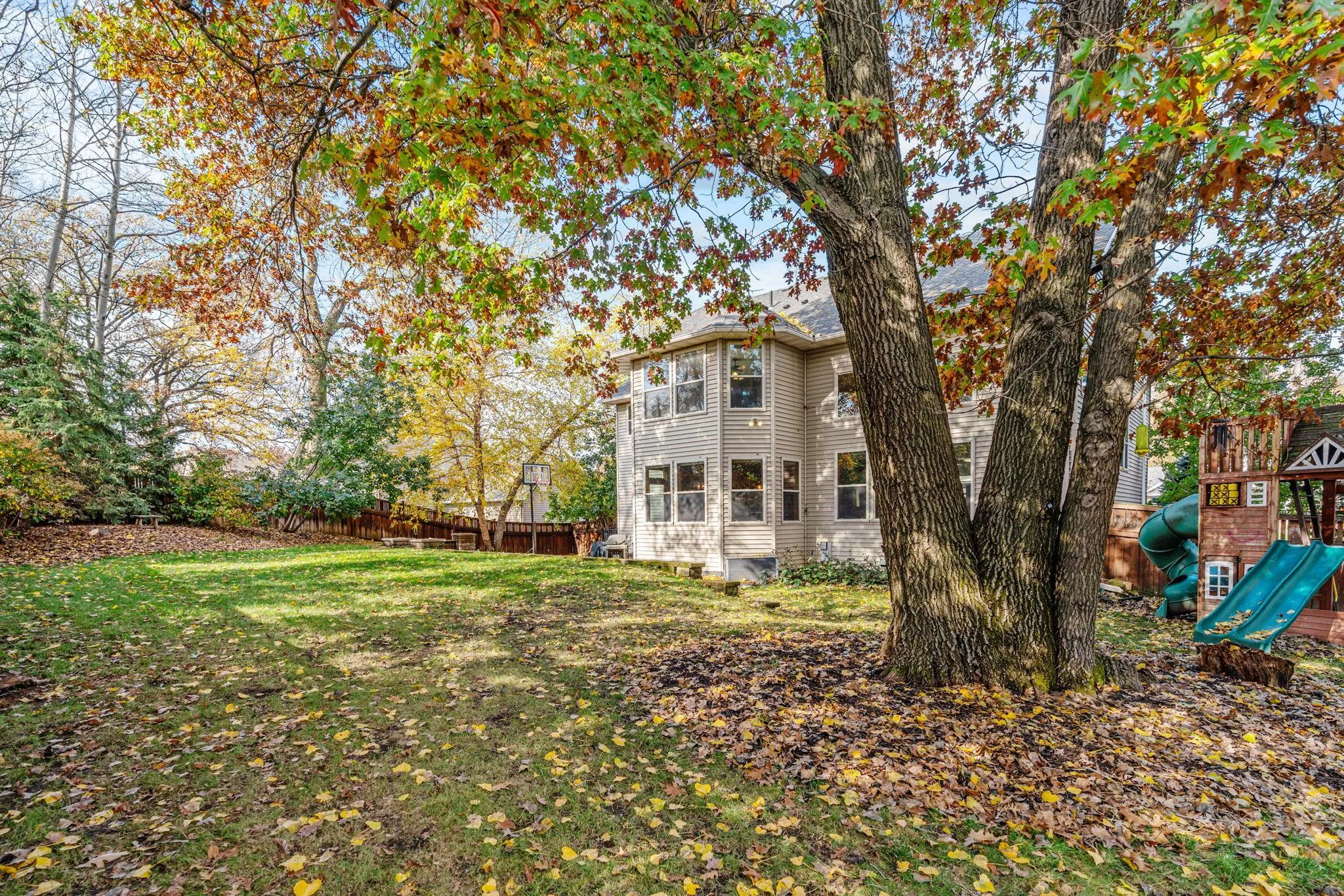 Photo 5 of 18615 Irvine Trail