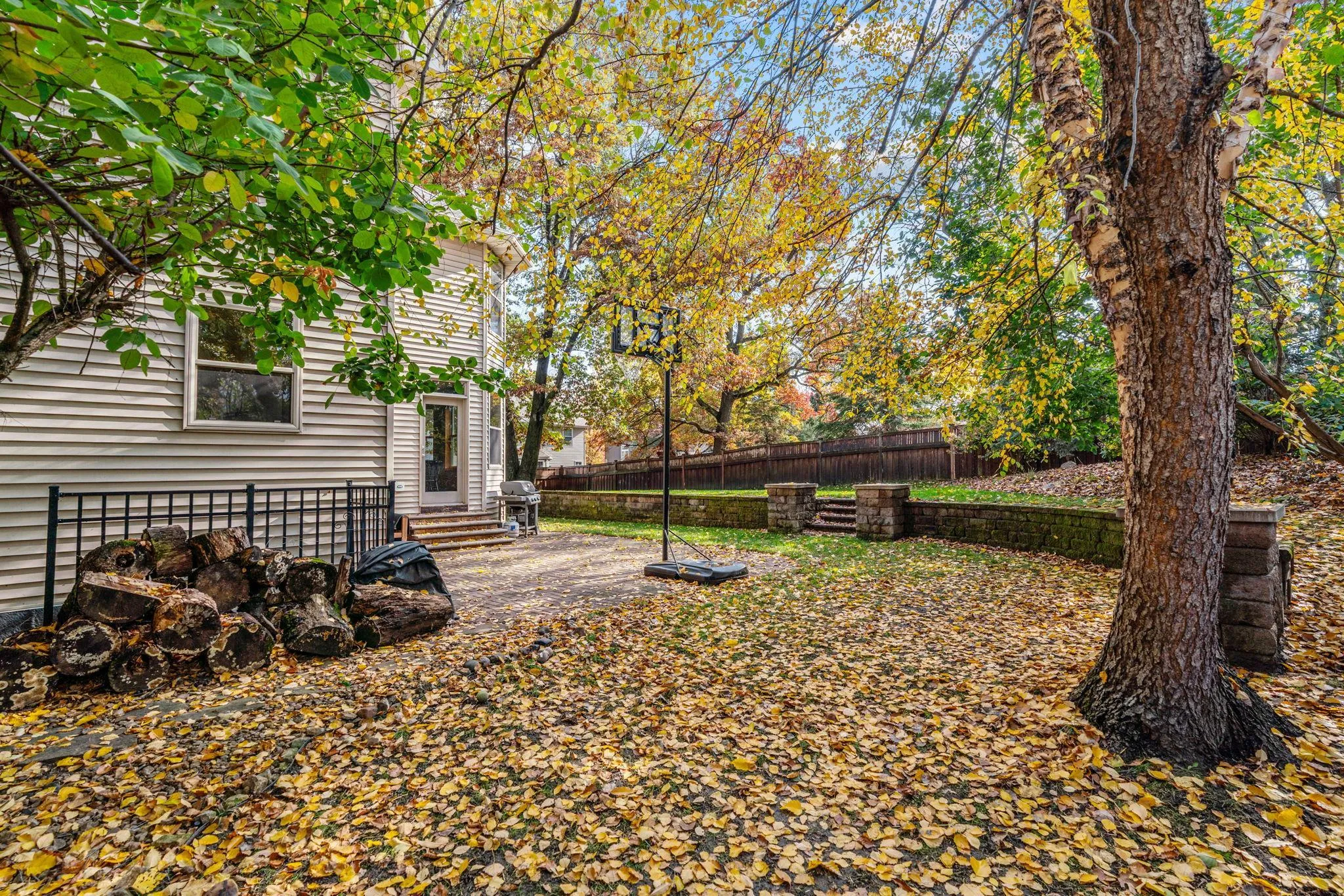 Photo 6 of 18615 Irvine Trail