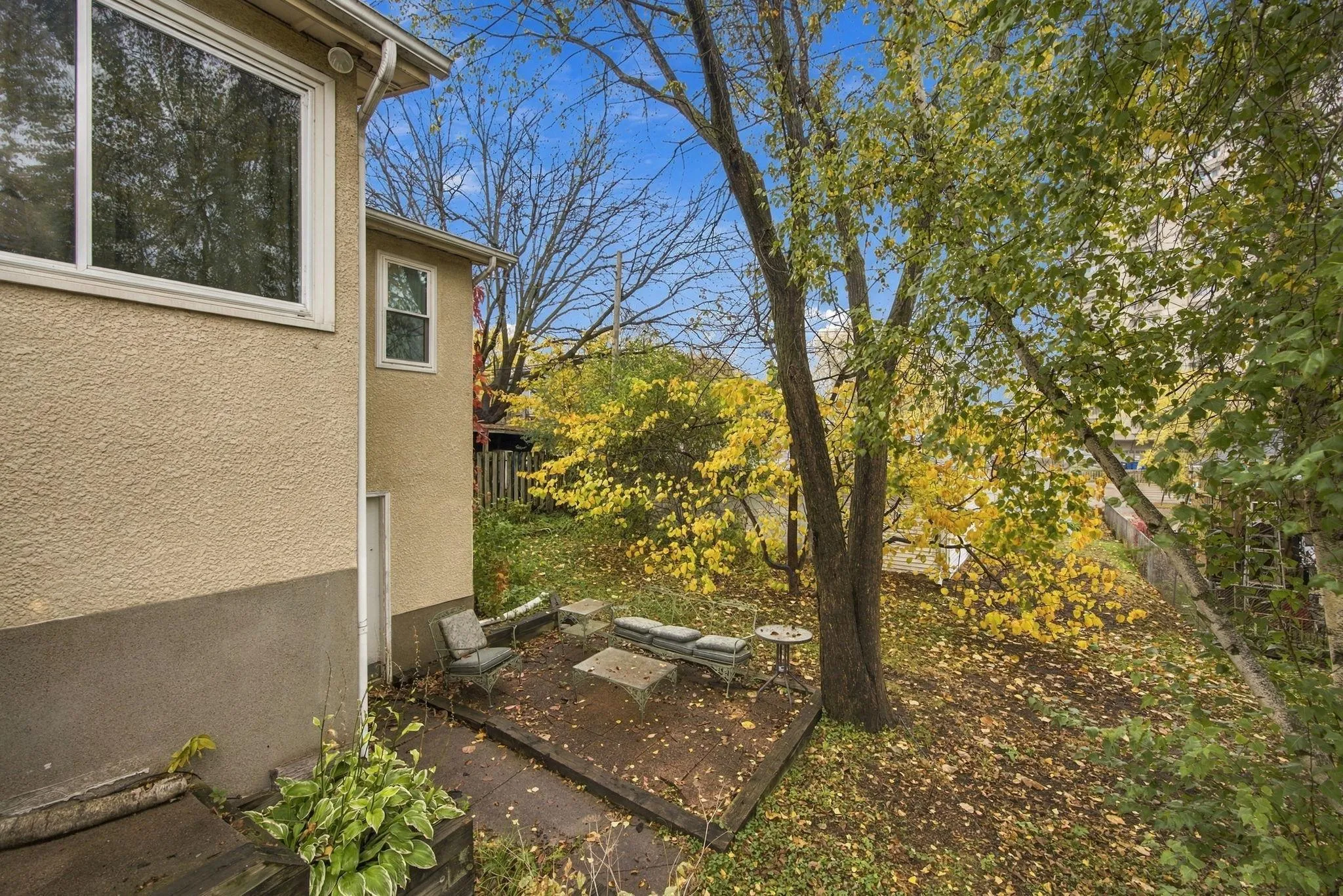 Photo 27 of 990 Jameson Street