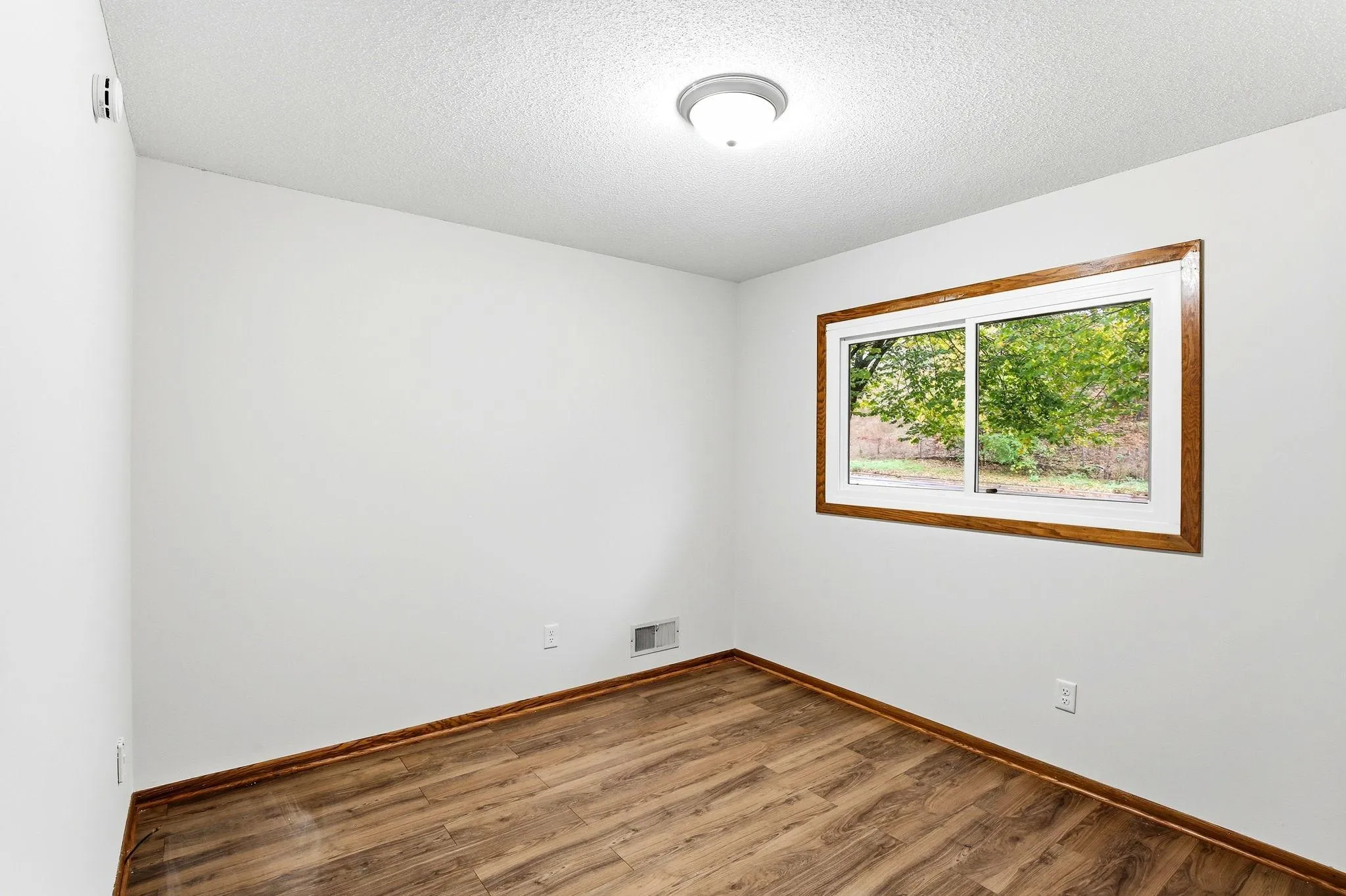 Photo 19 of 936 Jefferson Avenue