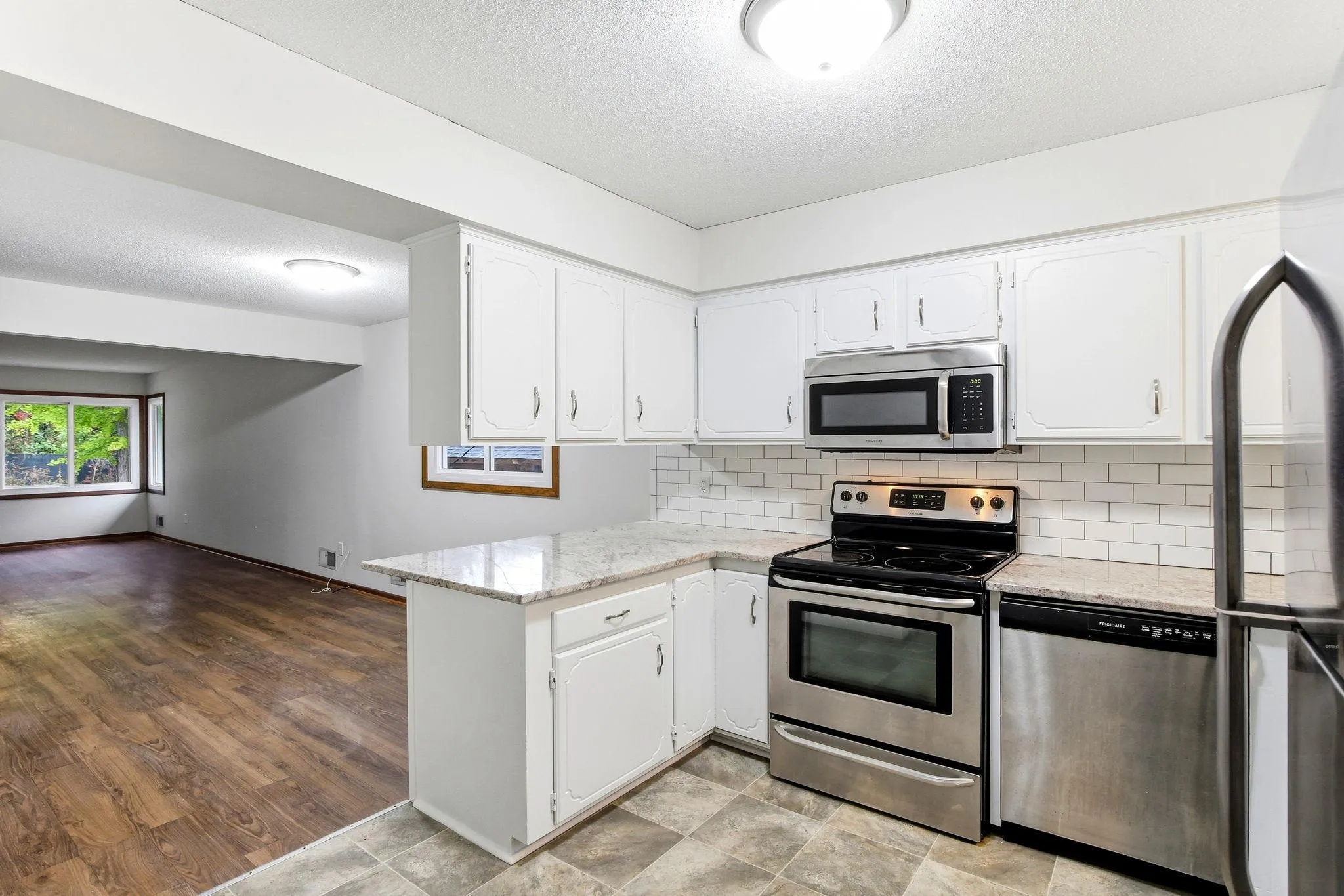 Photo 14 of 936 Jefferson Avenue