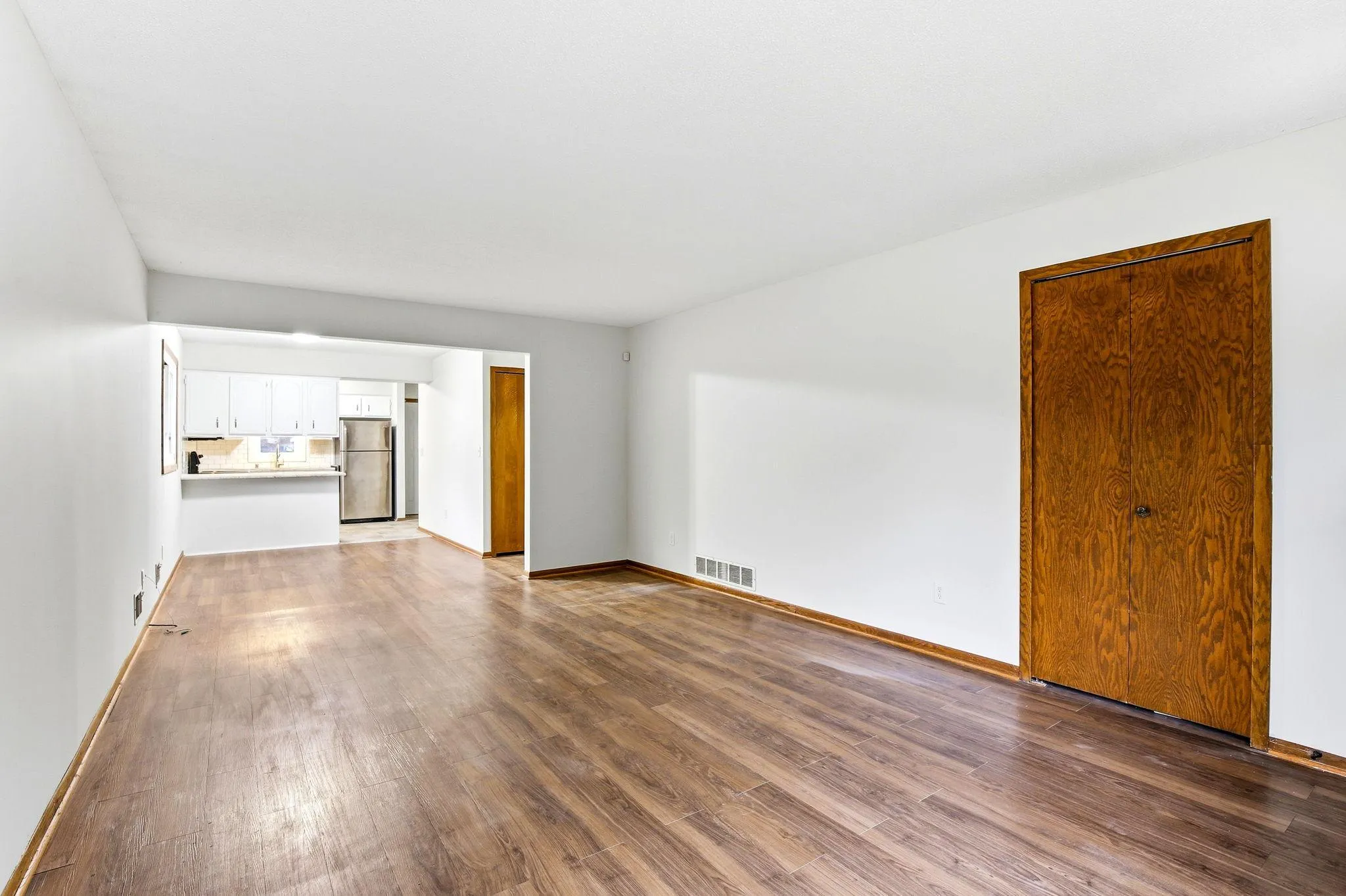 Photo 6 of 936 Jefferson Avenue