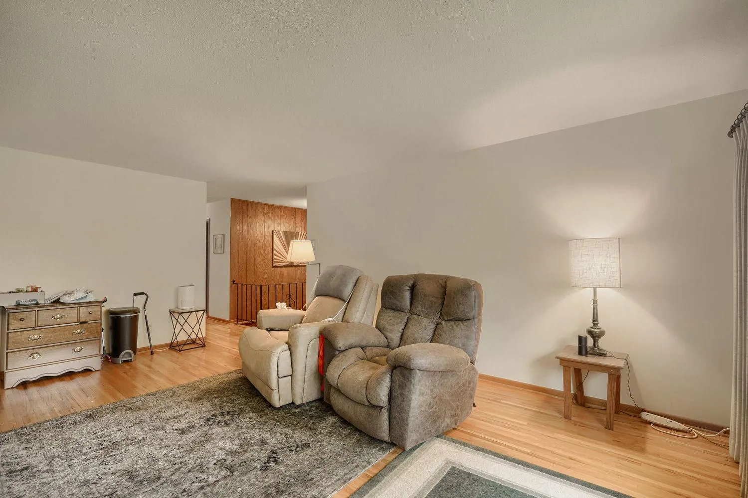 Photo 4 of 2100 Tamarack Lane