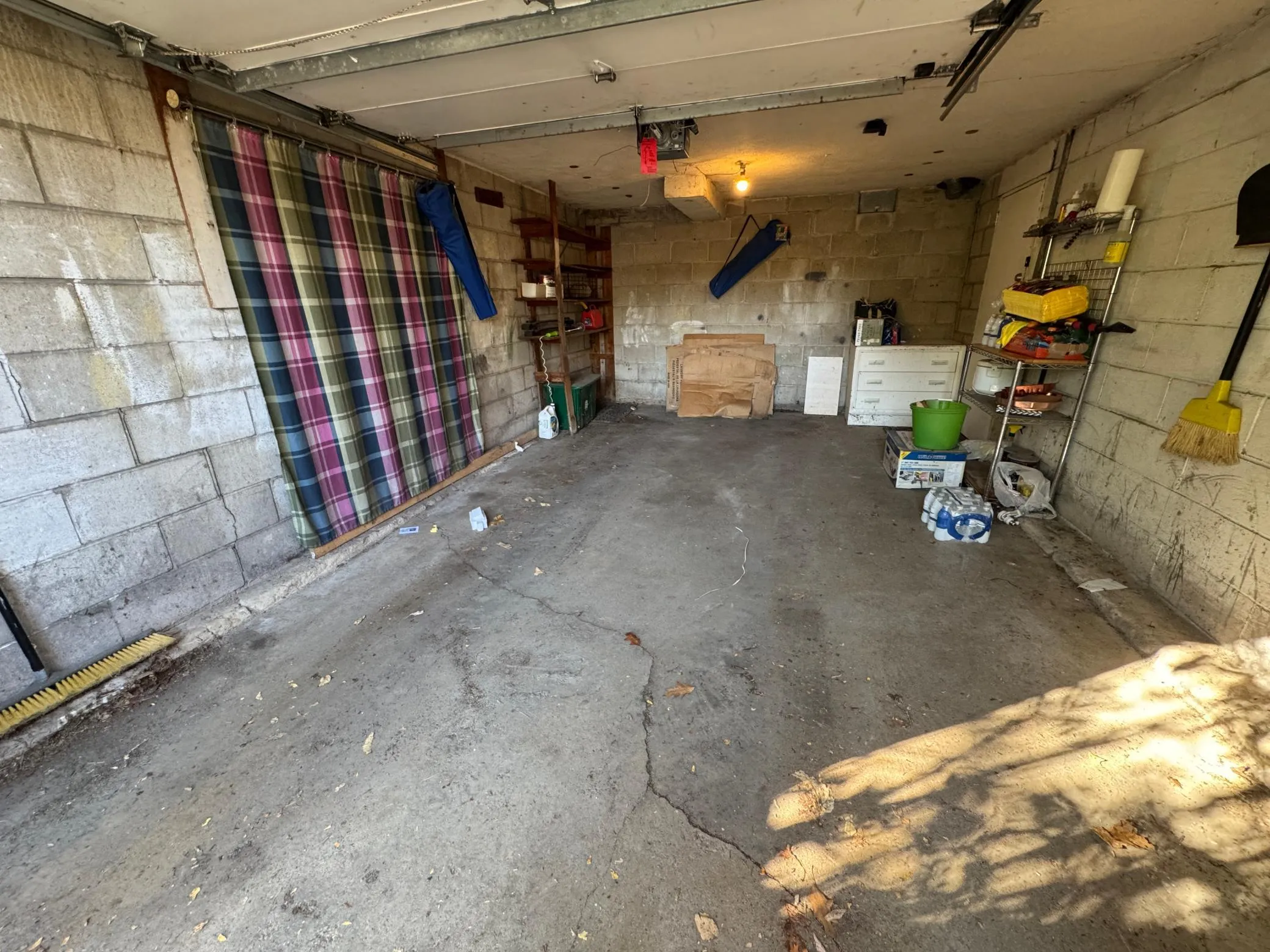 Photo 6 of 8 Russell S Avenue