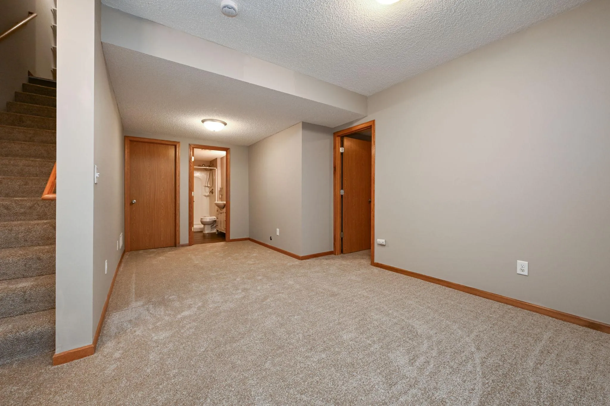 Photo 20 of 1067 S Fillmore Ne Circle