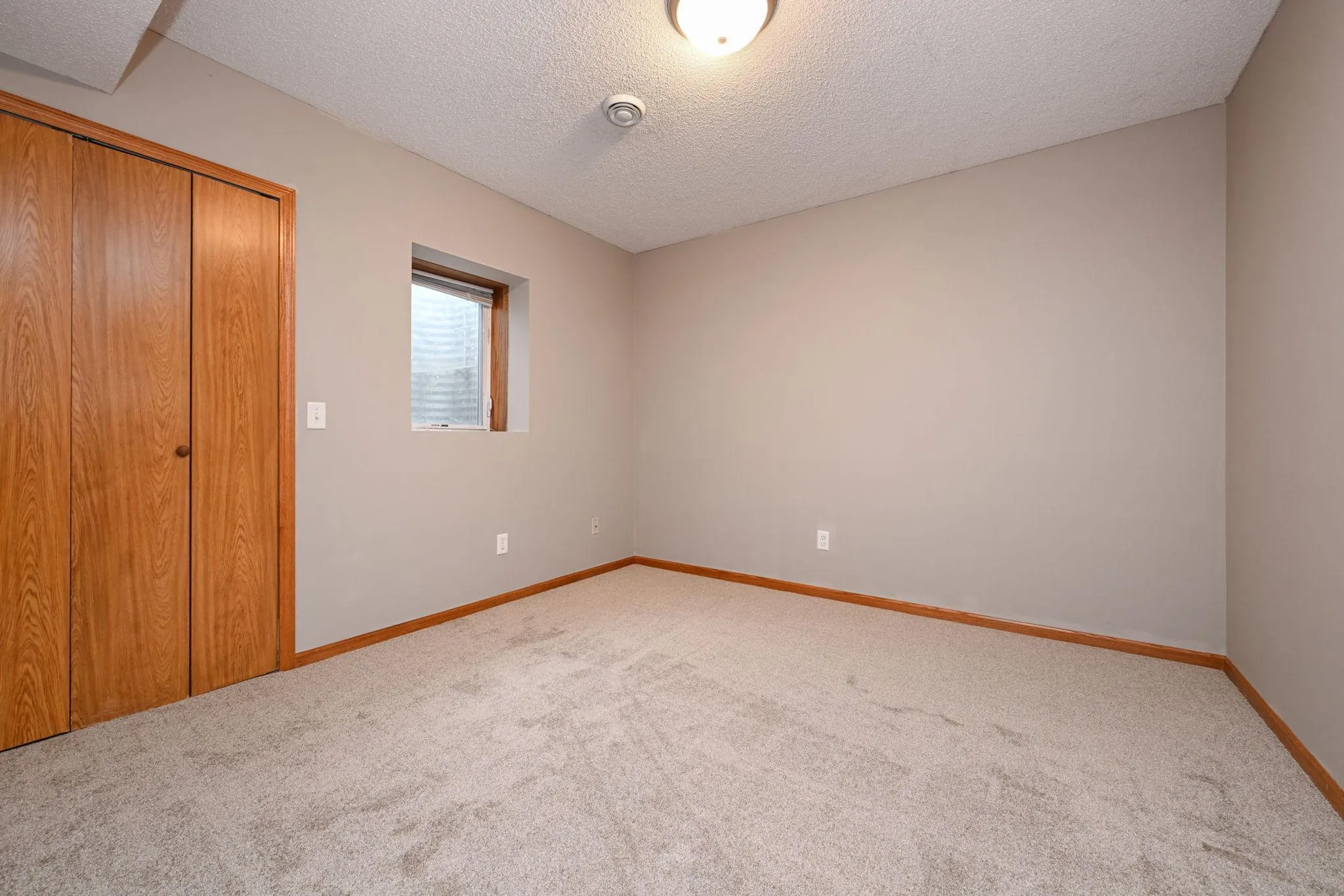Photo 23 of 1067 S Fillmore Ne Circle