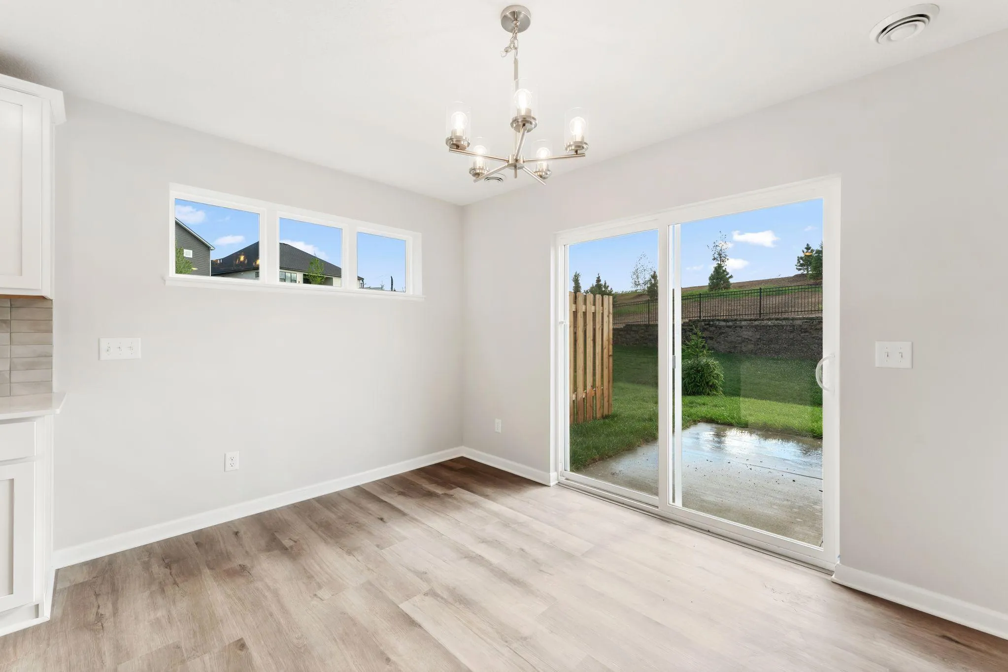Photo 11 of 1051 Adamstown Drive