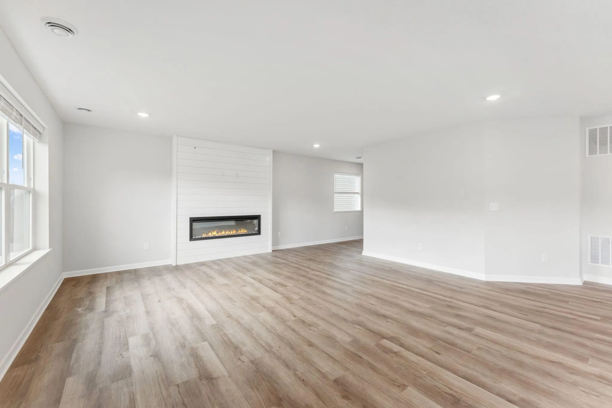 Photo 17 of 1051 Adamstown Drive