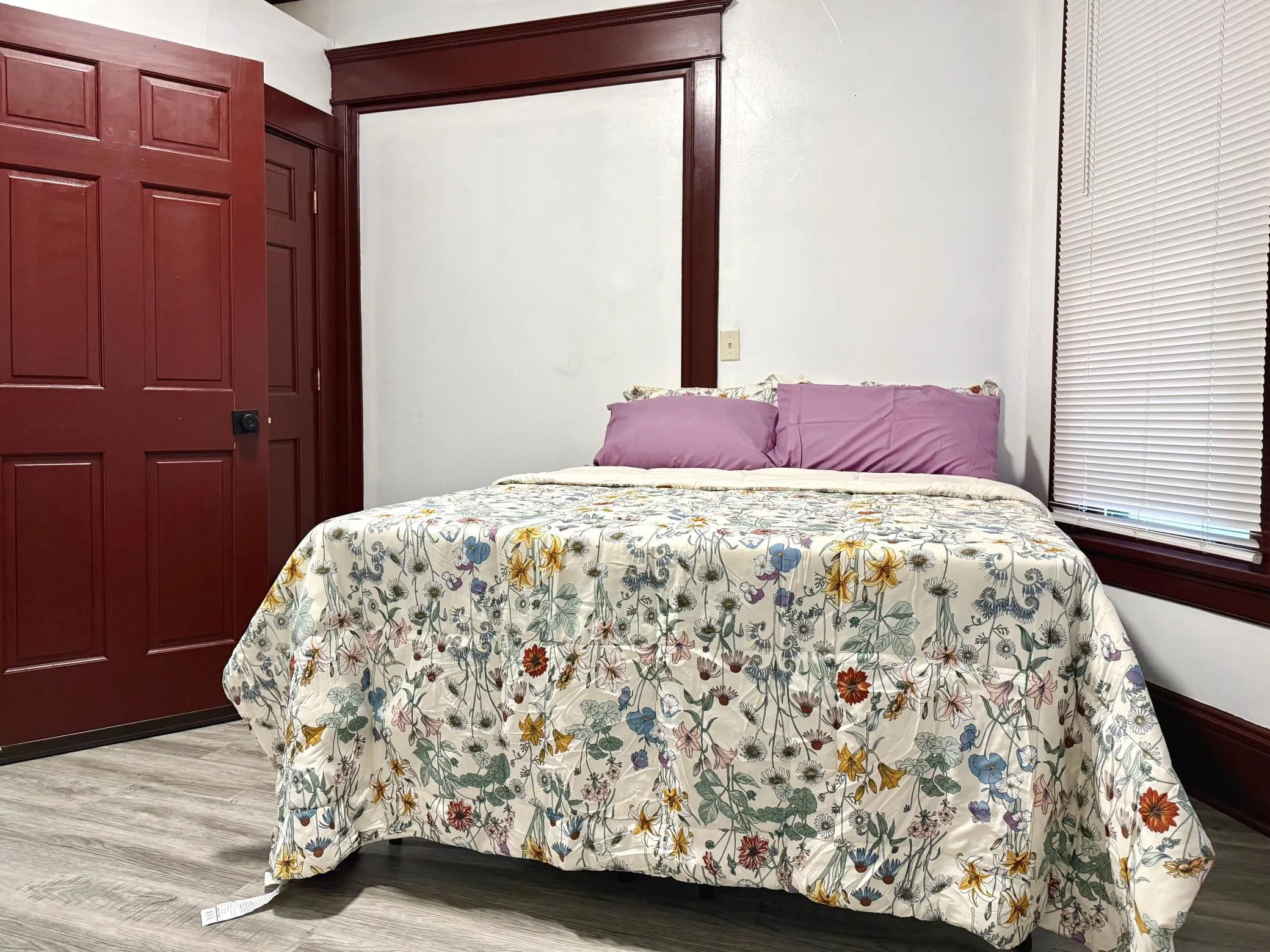 Photo 6 of 1071 Edgerton Street
