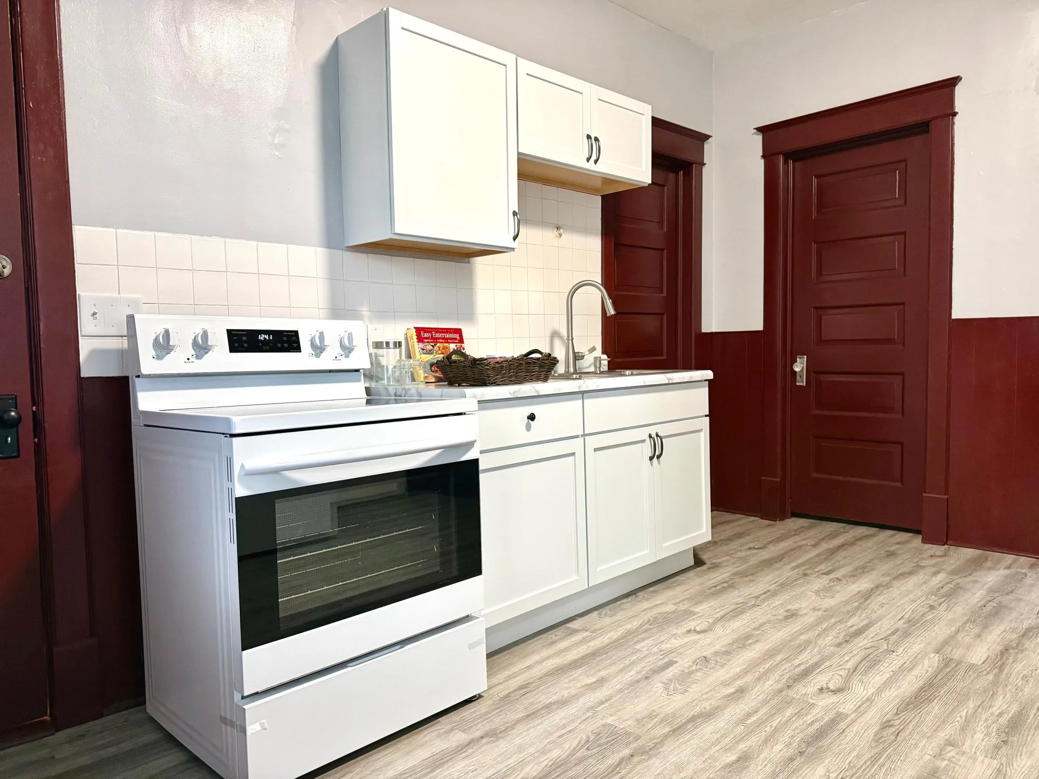 Photo 8 of 1071 Edgerton Street