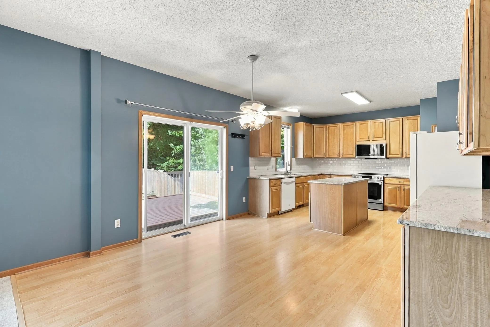 Photo 8 of 1560 Oakbrooke Terrace