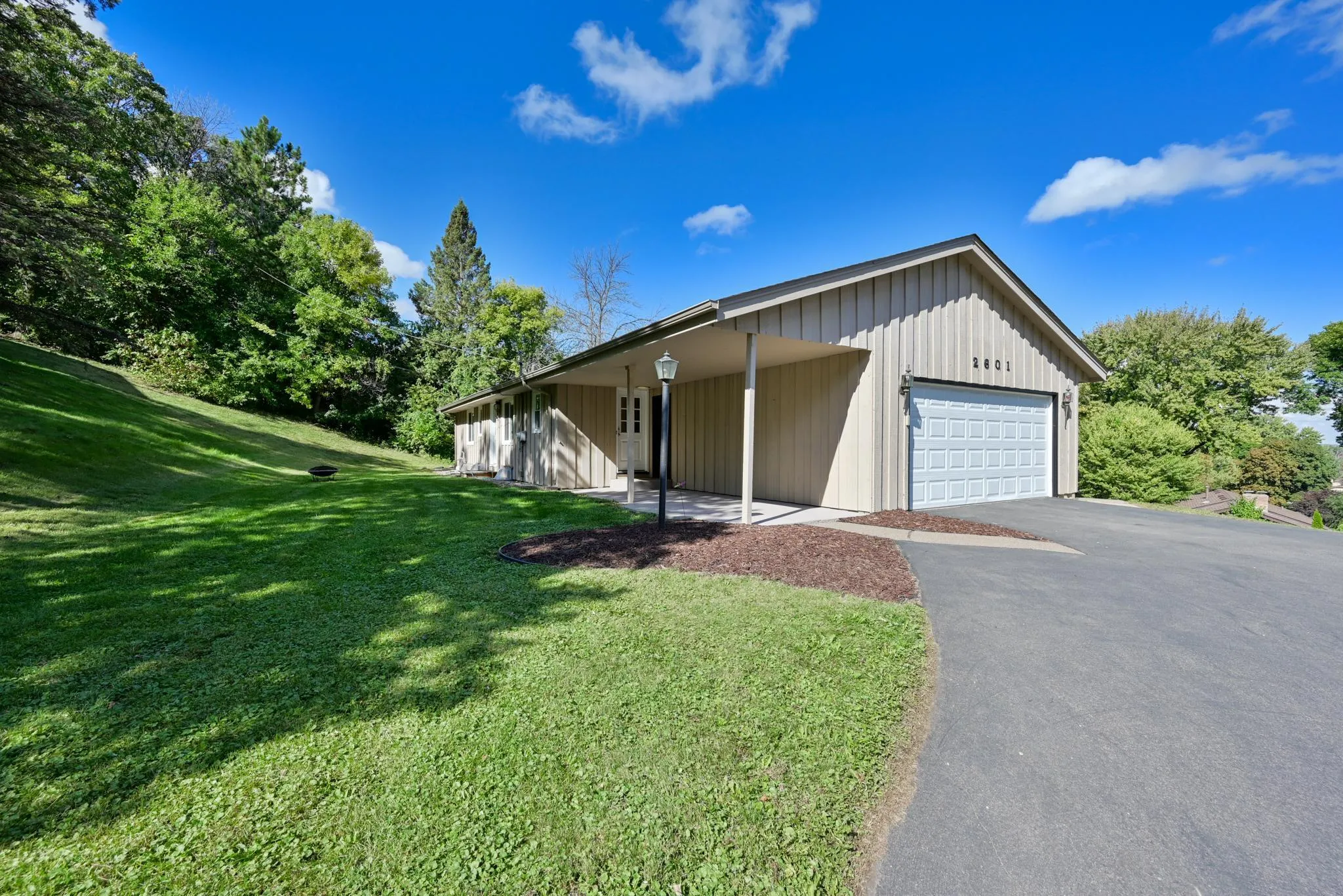 Photo 22 of 2601 Brookview Drive