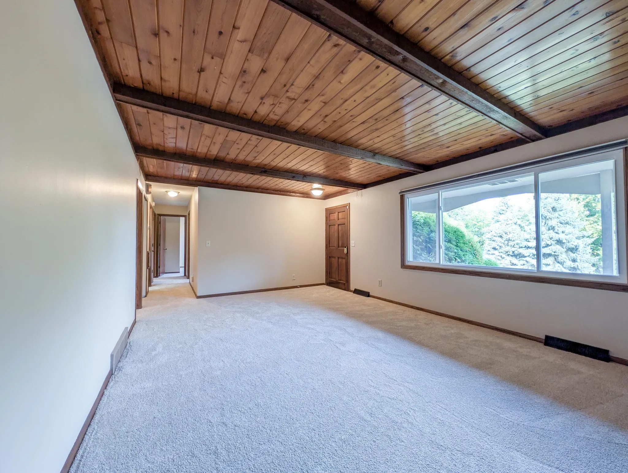 Photo 6 of 2601 Brookview Drive