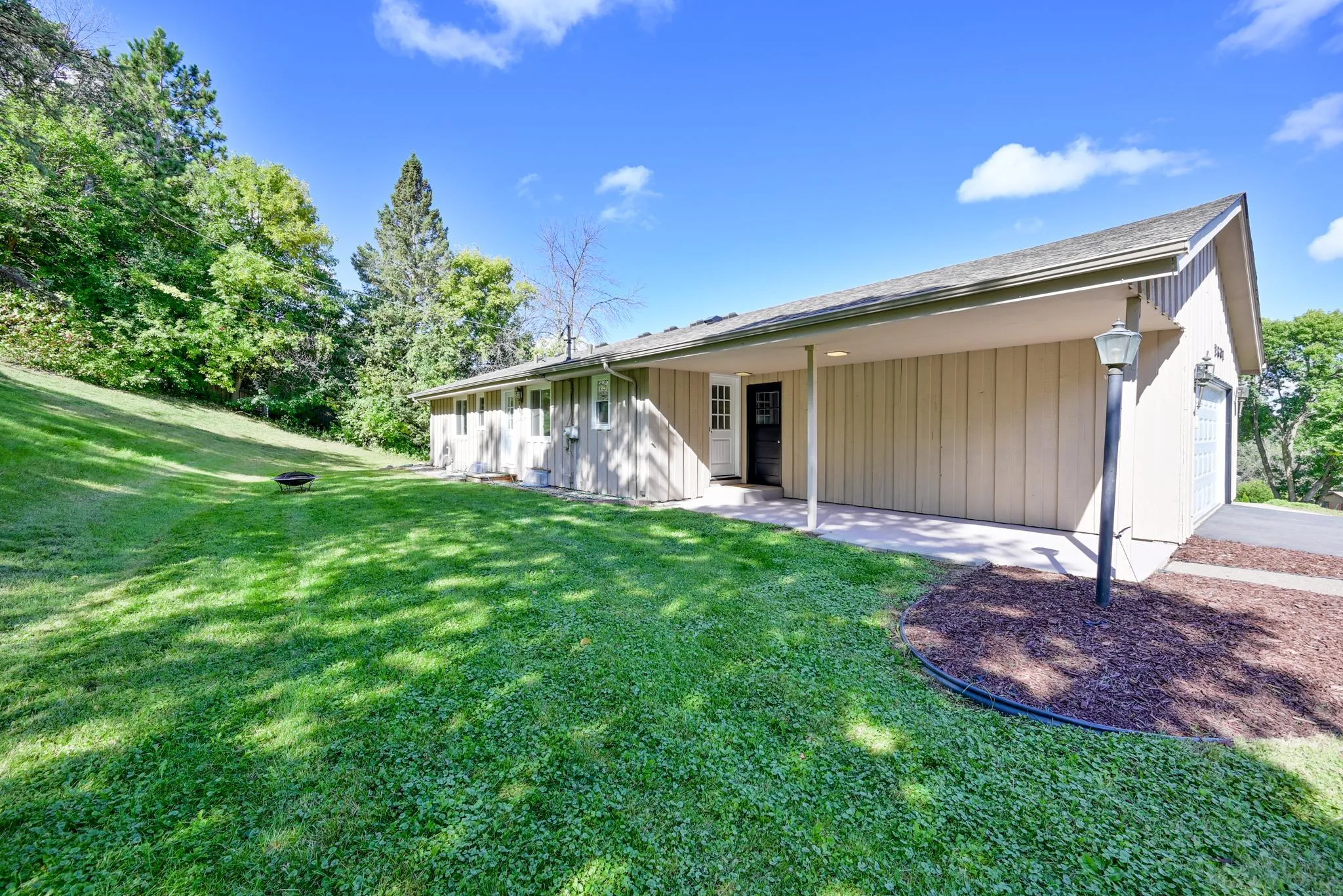 Photo 23 of 2601 Brookview Drive