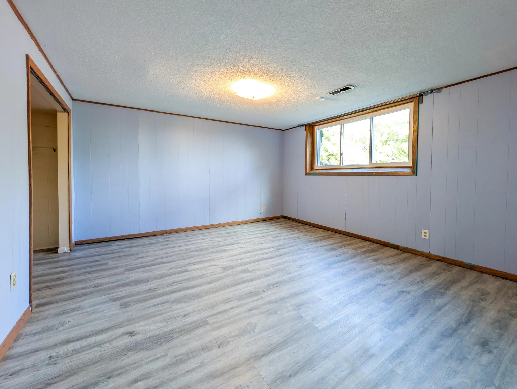 Photo 17 of 2601 Brookview Drive