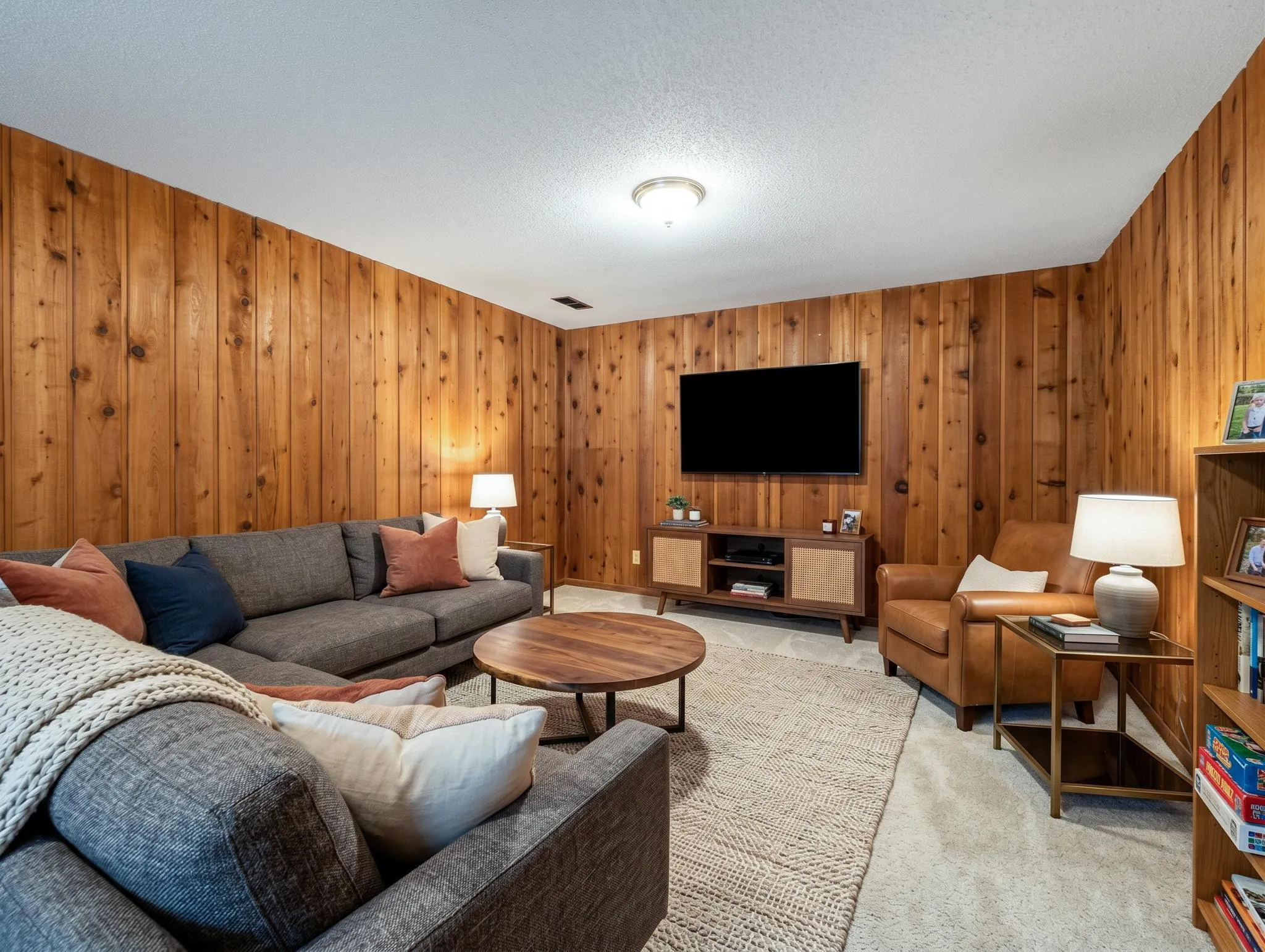 Photo 13 of 2601 Brookview Drive