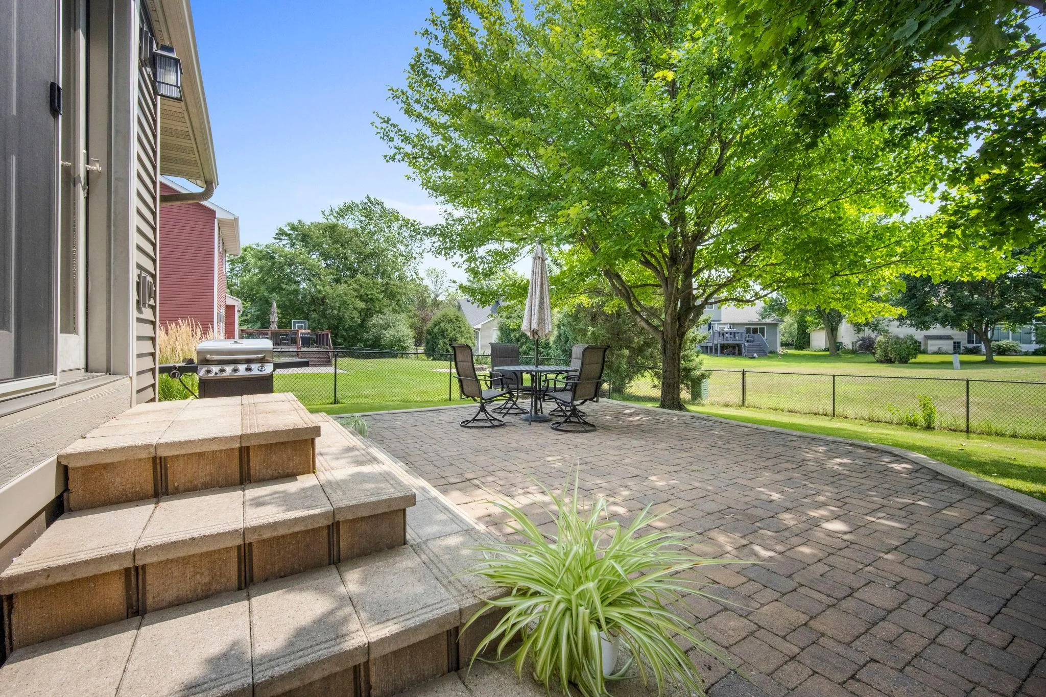 Photo 6 of 3717 90th N Crescent
