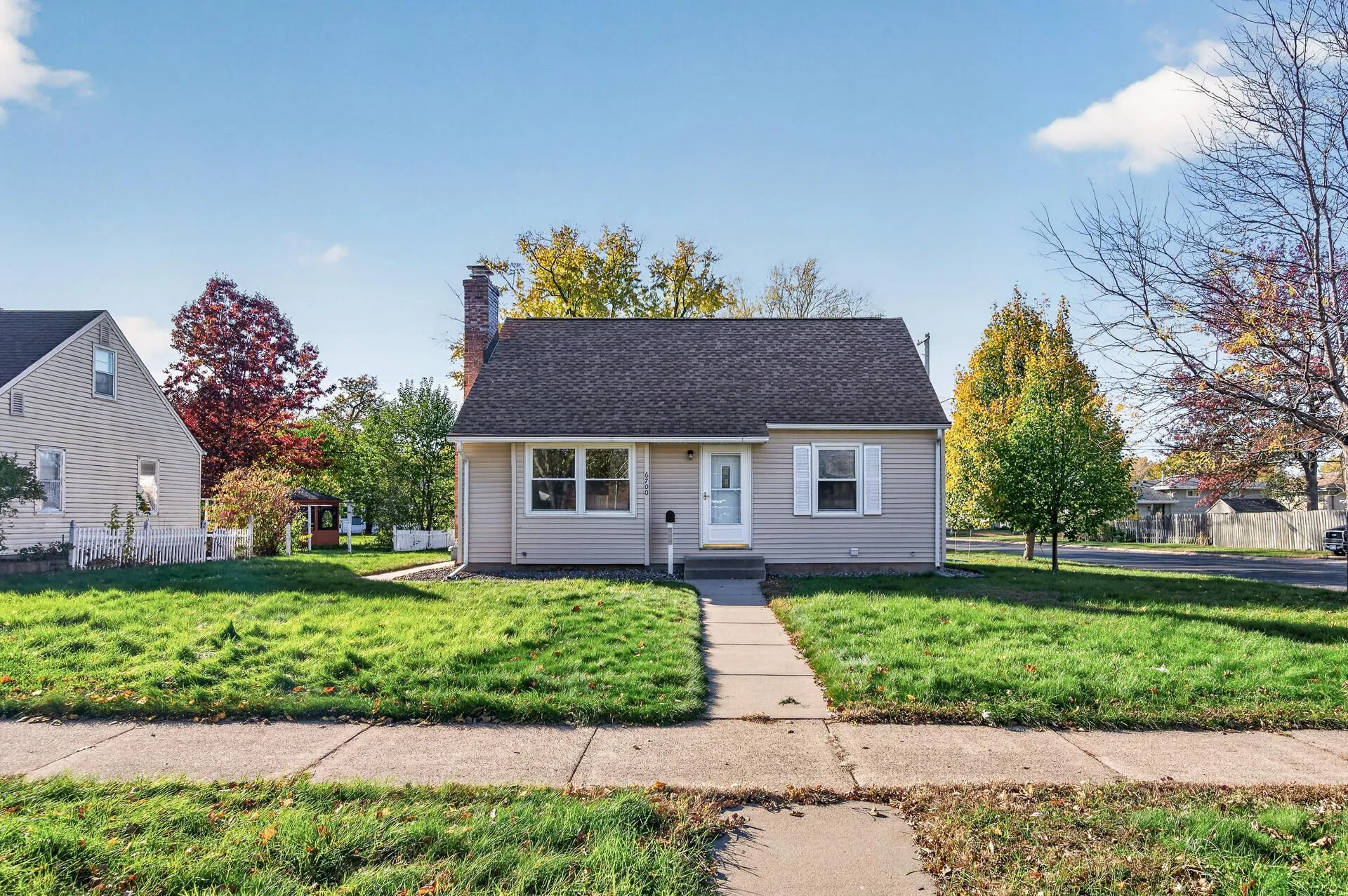 Photo 5 of 6700 12th S Avenue