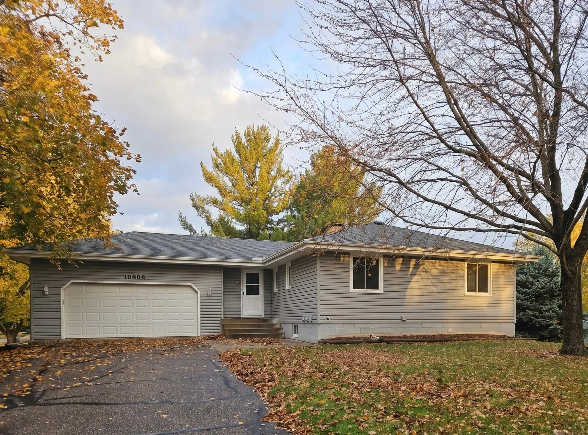 10806 Oak Knoll S Terrace