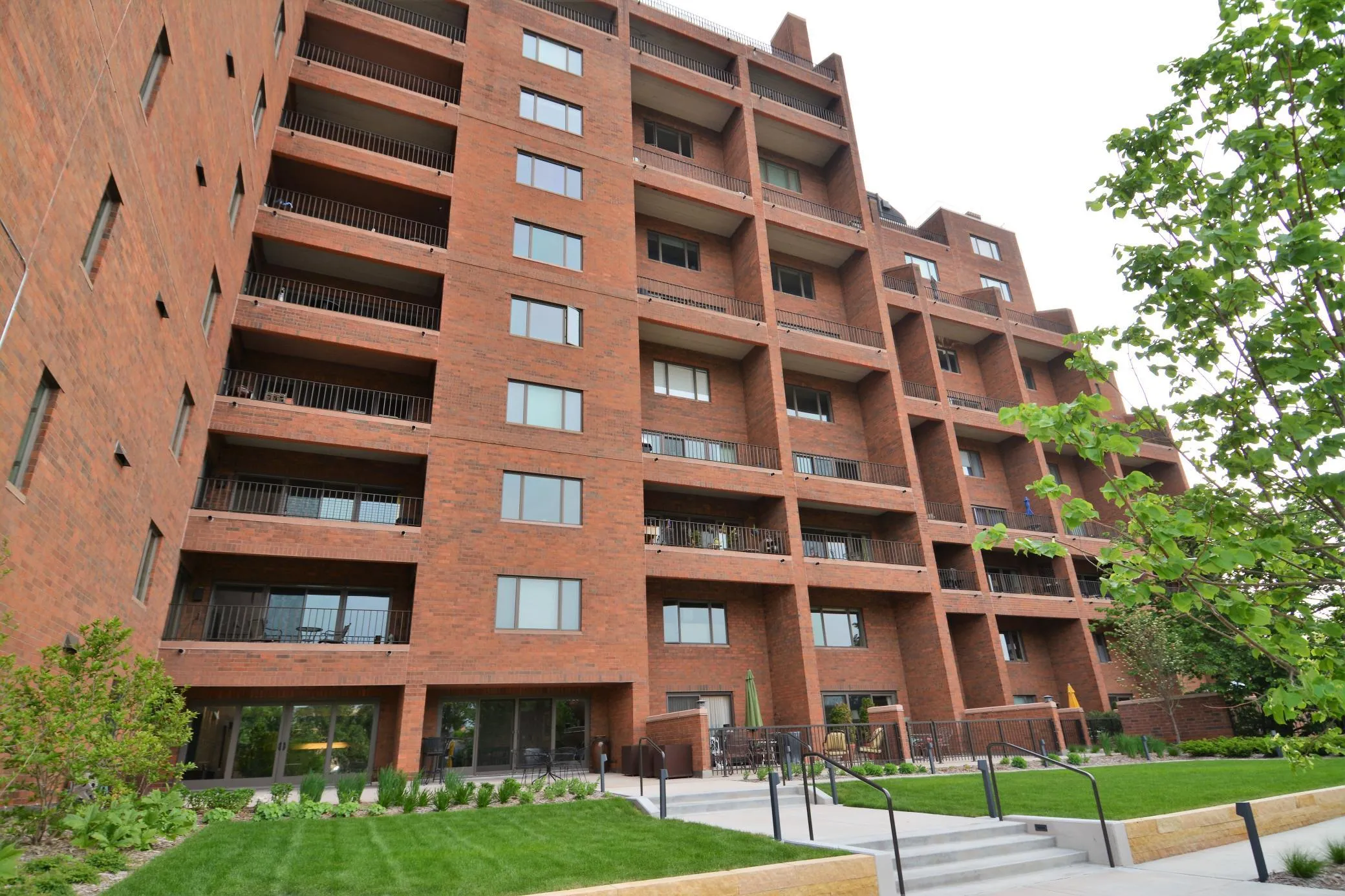 Photo 41 of 100 2nd Se Street Unit 406