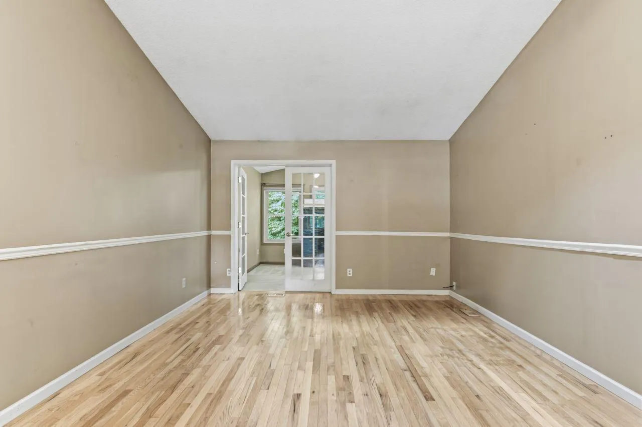 Photo 19 of 901 Oakwood Heights Circle Unit 7