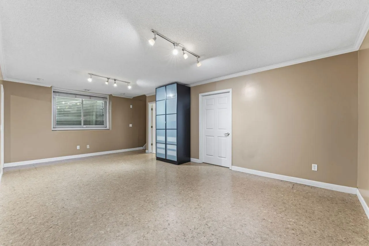Photo 22 of 901 Oakwood Heights Circle Unit 7