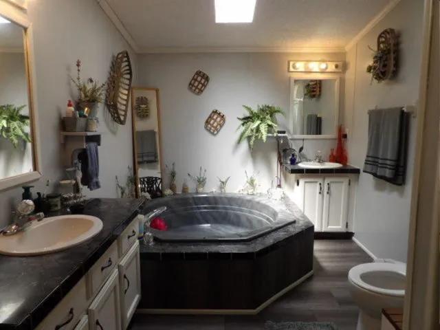 780