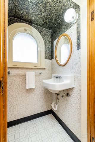 780