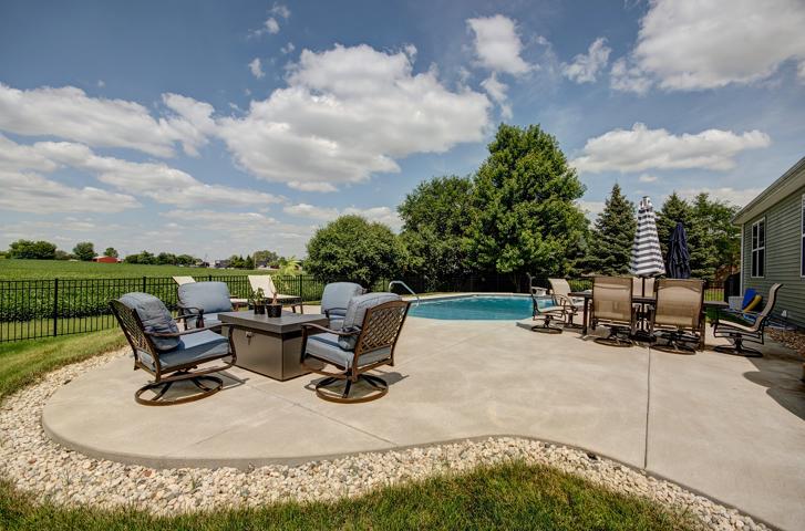 780