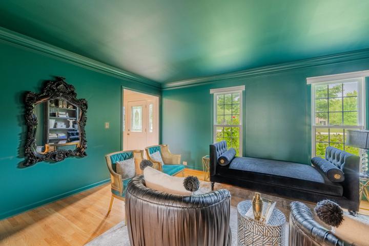 780