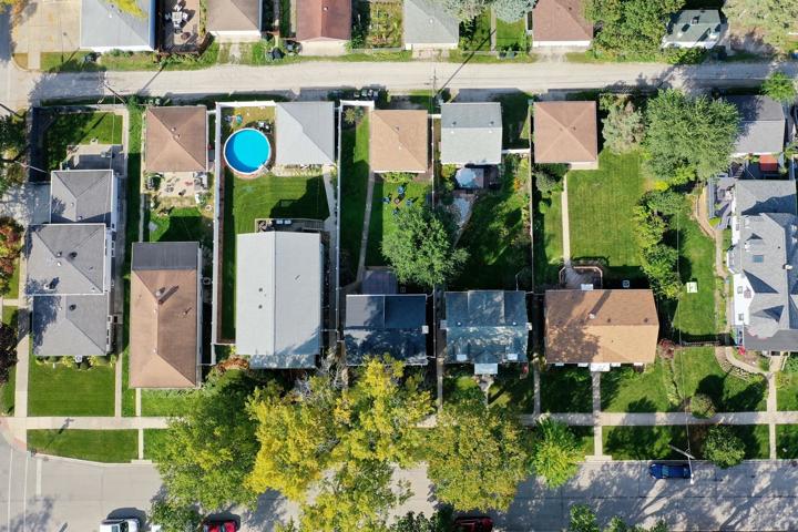 780