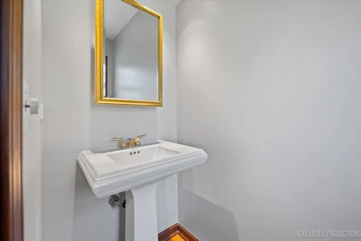 780