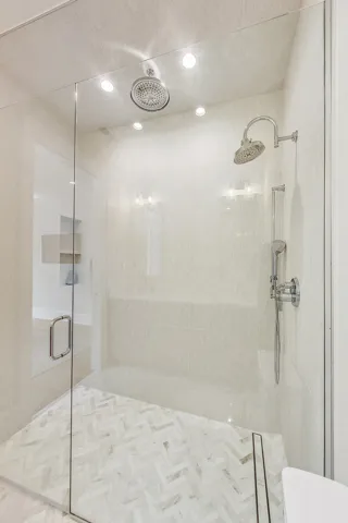 780