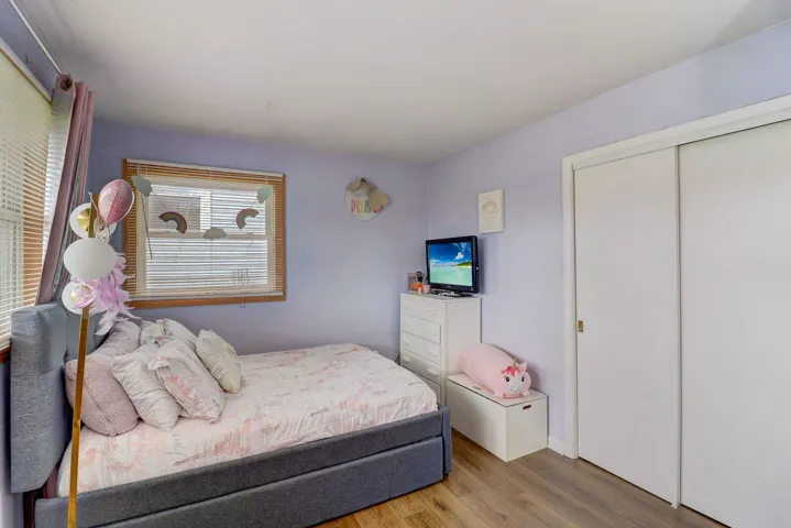 780
