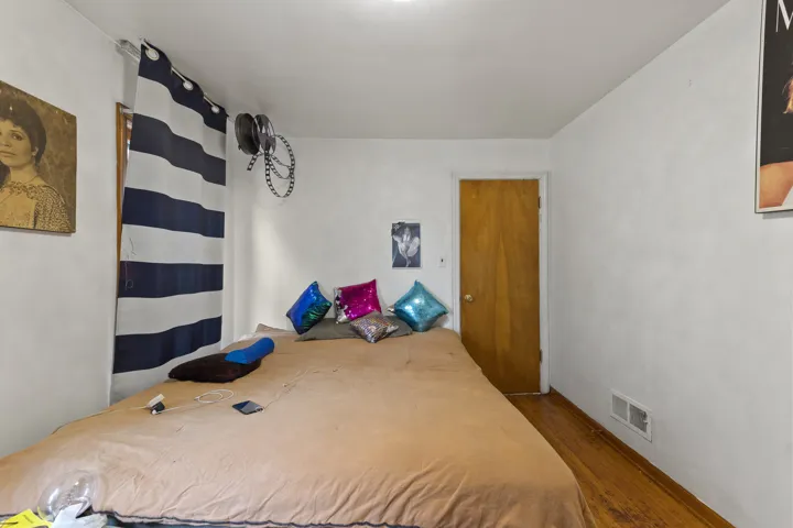 780