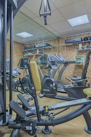 780