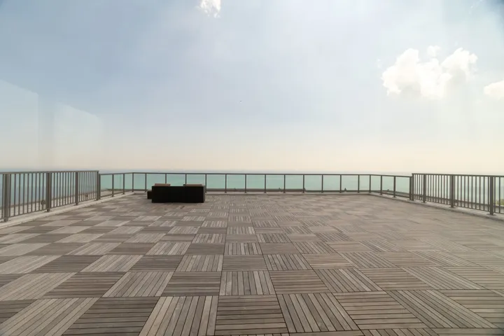 780