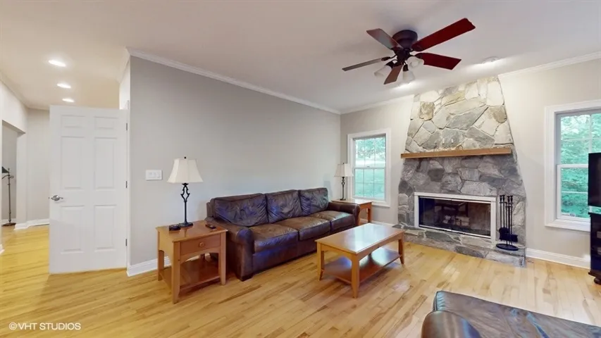 780