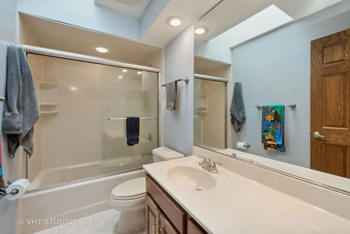 780